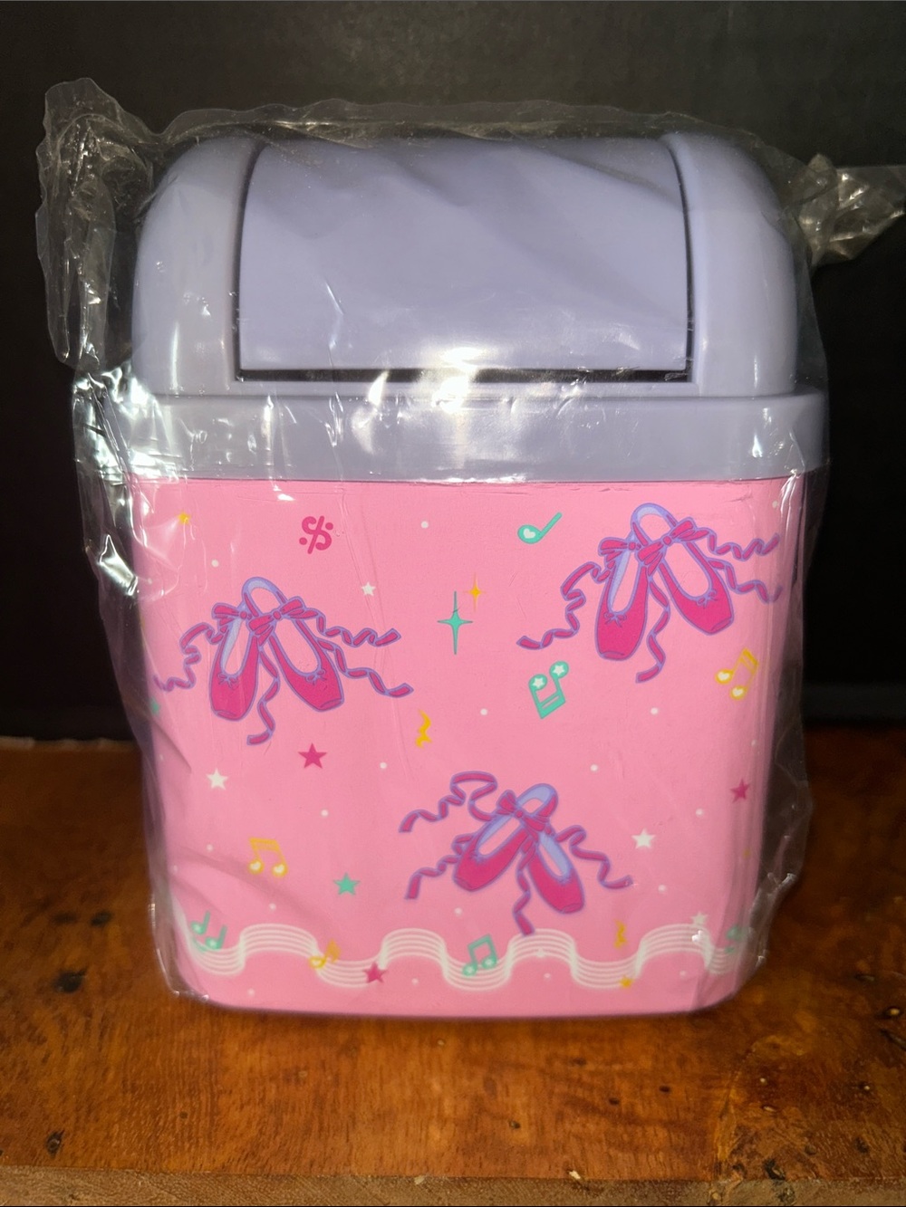 Sanrio Vintage 1996 Petite Plie Rubbish Can Swing Opening - Picture 4 of 6